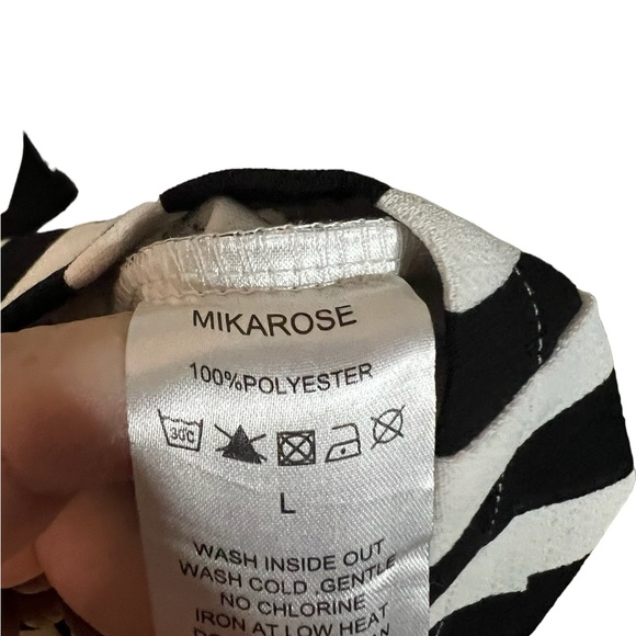 A Mikarose dress in size large - Picture 6 of 8